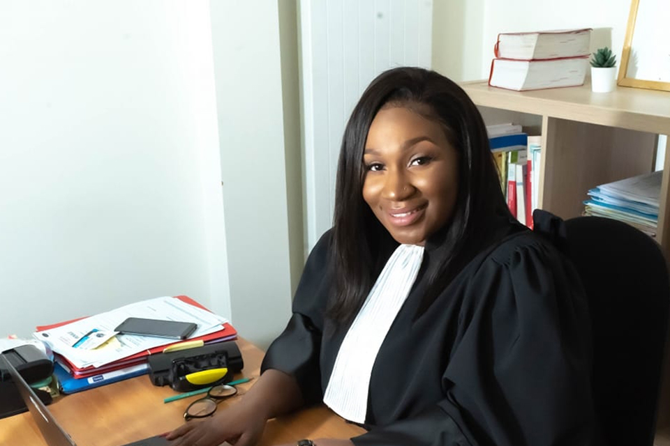 Me Diane AYEVA INGANI, avocat en droit fiscal et des sociétés à Paris 16
